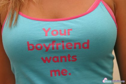 chase the hottie your boyfriend wants me sexy shirt